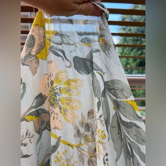 VINCE Marine Garden Pleated Cami Dress size medium - Picture 13 of 14